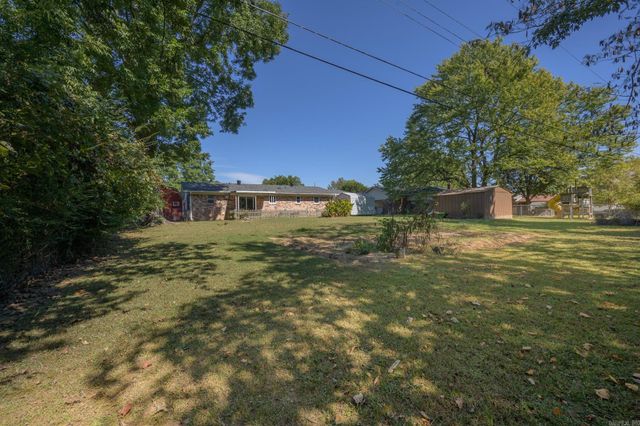 315 Blake Drive, Mena, AR 71953