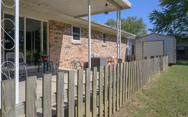 315 Blake Drive, Mena, AR 71953