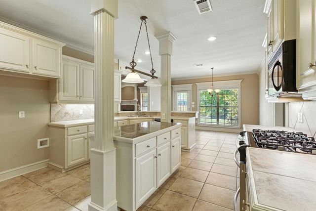 113 Bouriese Circle, Maumelle, AR 72113