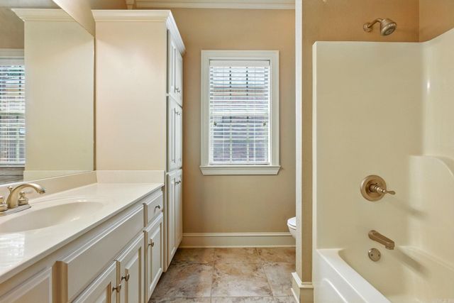 113 Bouriese Circle, Maumelle, AR 72113