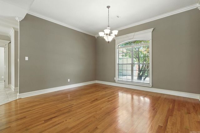 113 Bouriese Circle, Maumelle, AR 72113