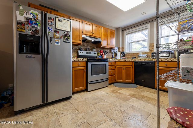 2043 Douglass Blvd APT 21, Louisville, KY 40205