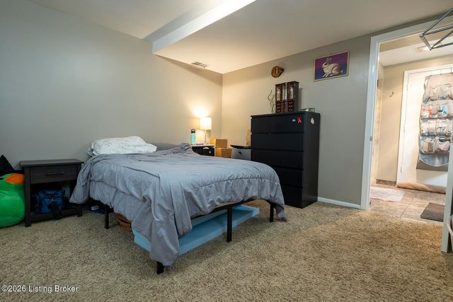 2043 Douglass Blvd APT 21, Louisville, KY 40205