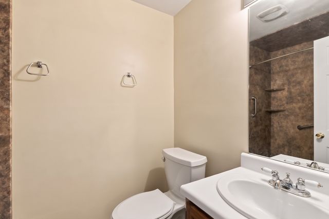175 Littleton Road B6, Chelmsford, MA 01824