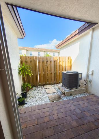 26486 SW 148th Ct, Homestead, FL 33032