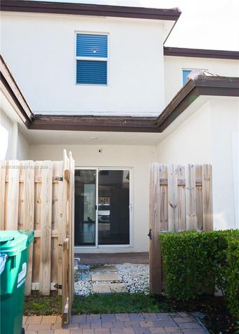 26486 SW 148th Ct, Homestead, FL 33032