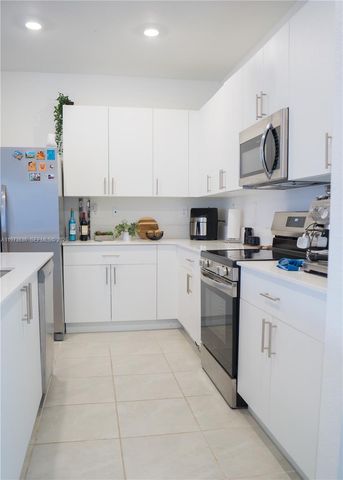 26486 SW 148th Ct, Homestead, FL 33032