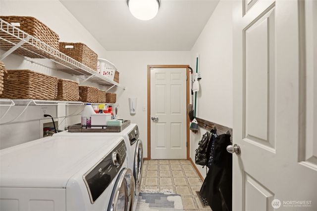 25718 44th Avenue NE, Arlington, WA 98223