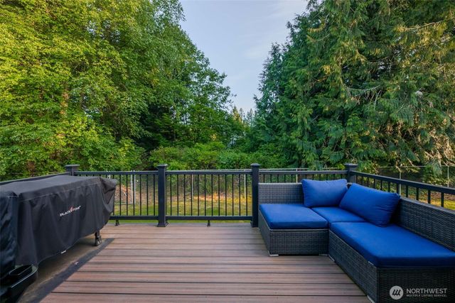 25718 44th Avenue NE, Arlington, WA 98223