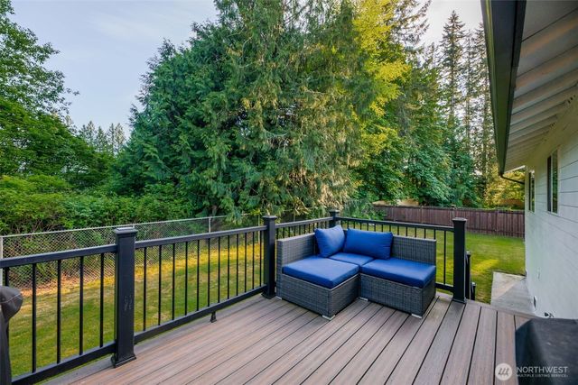 25718 44th Avenue NE, Arlington, WA 98223