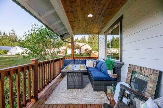 25718 44th Avenue NE, Arlington, WA 98223