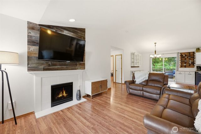 25718 44th Avenue NE, Arlington, WA 98223