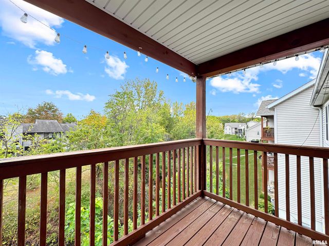 936 W TRAILCREEK Drive, Peoria, IL 61614