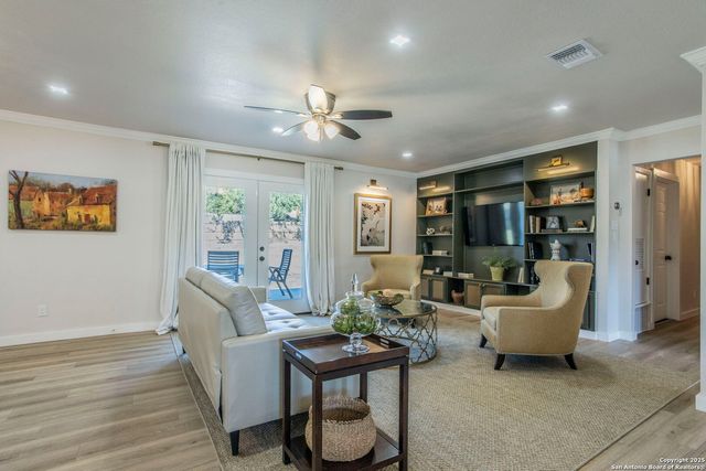 2731 Hopeton Drive, San Antonio, TX 78230