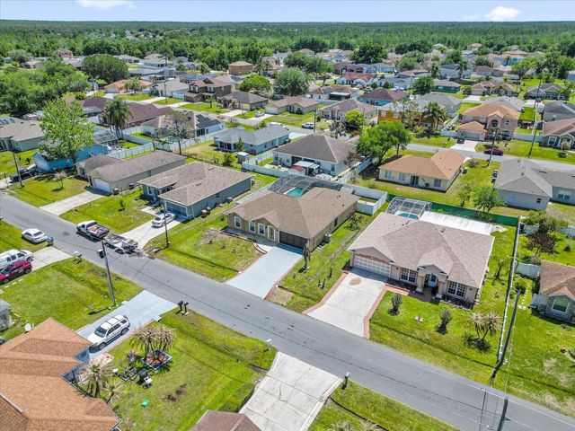 916 NANCY COURT, Kissimmee, FL 34759