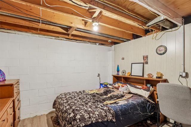 2924 Kinsey Avenue, Des Moines, IA 50317