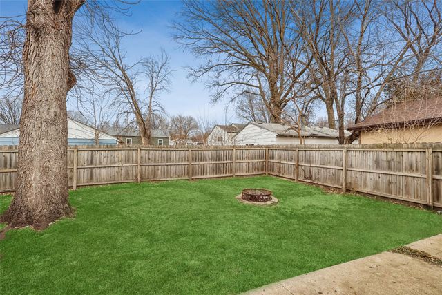 2924 Kinsey Avenue, Des Moines, IA 50317