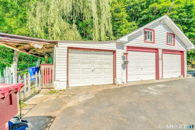 350 South Main Street, Naugatuck, CT 06770