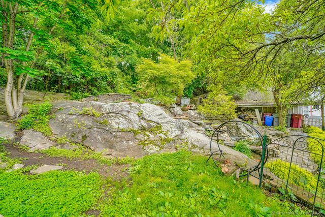 350 South Main Street, Naugatuck, CT 06770