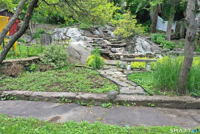 350 South Main Street, Naugatuck, CT 06770