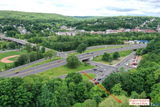 350 South Main Street, Naugatuck, CT 06770