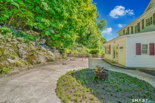 350 South Main Street, Naugatuck, CT 06770