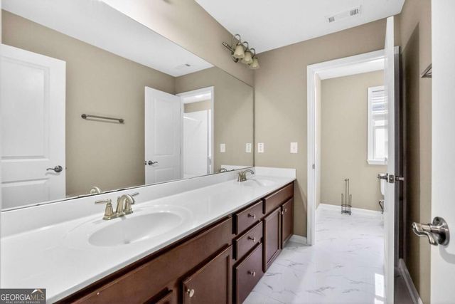 1090 Krobot Way, Alpharetta, GA 30004