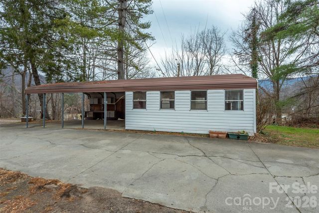 175 & 179 River Lane, Canton, NC 28716