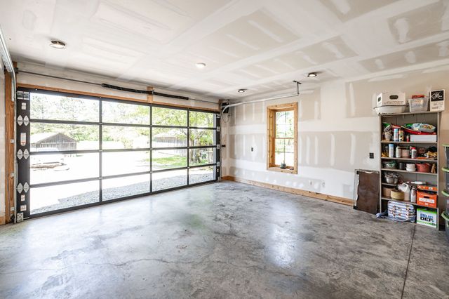 1506 Rock Springs Rd, Bethpage, TN 37022