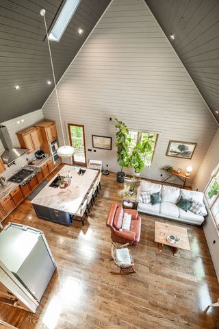 1506 Rock Springs Rd, Bethpage, TN 37022
