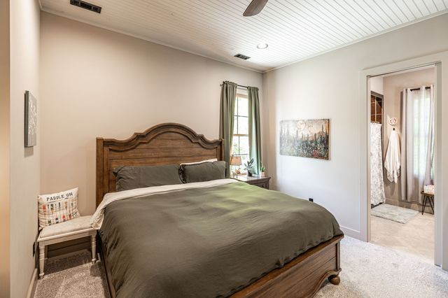 1506 Rock Springs Rd, Bethpage, TN 37022