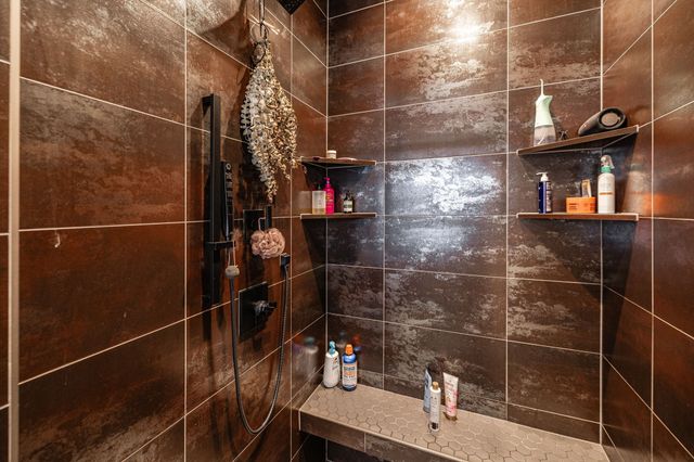 1506 Rock Springs Rd, Bethpage, TN 37022