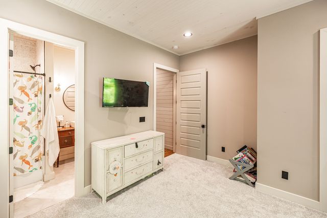 1506 Rock Springs Rd, Bethpage, TN 37022