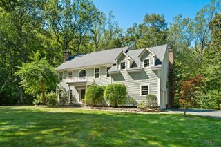 25 Samuelson Road, Weston, CT 06883