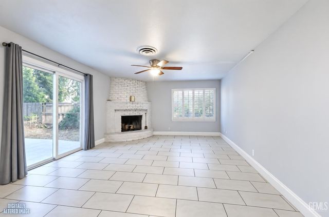 2206 Hasti Acres Drive, Bakersfield, CA 93309