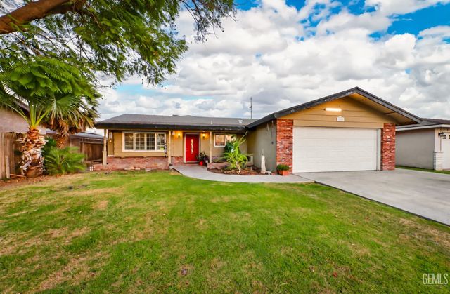 2206 Hasti Acres Drive, Bakersfield, CA 93309
