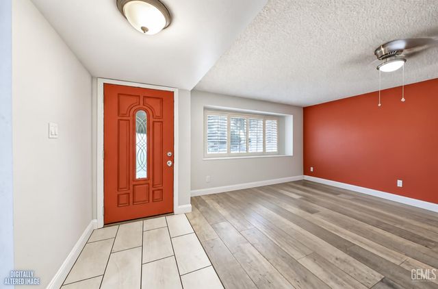 2206 Hasti Acres Drive, Bakersfield, CA 93309