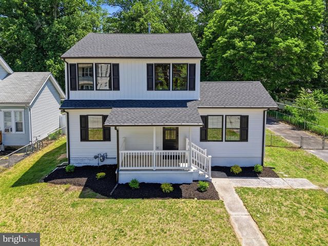 55 CLINTON AVE, Mantua, NJ 08051