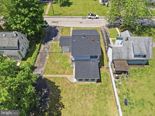 55 CLINTON AVE, Mantua, NJ 08051