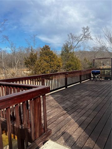 723 Cascade Circle, Springdale, AR 72764