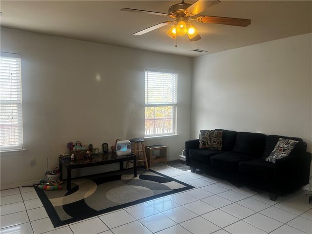 723 Cascade Circle, Springdale, AR 72764