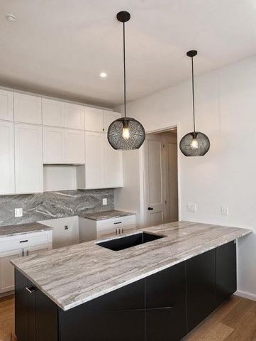 1736 Bunche RD Building 1, Austin, TX 78721