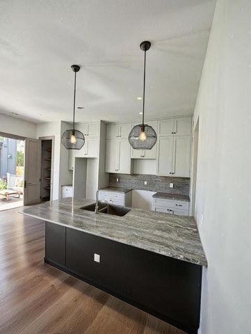 1736 Bunche RD Building 1, Austin, TX 78721