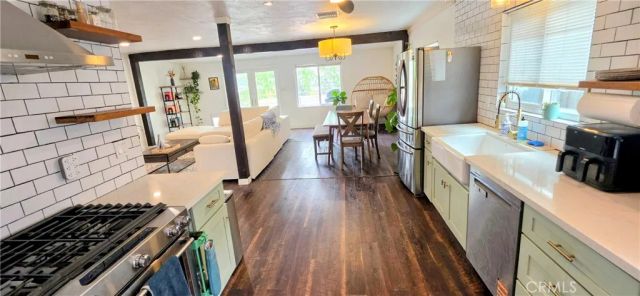 1301 Stone South, Los Angeles, CA 90063