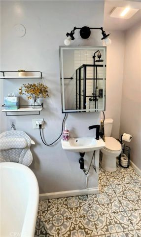 1301 Stone South, Los Angeles, CA 90063