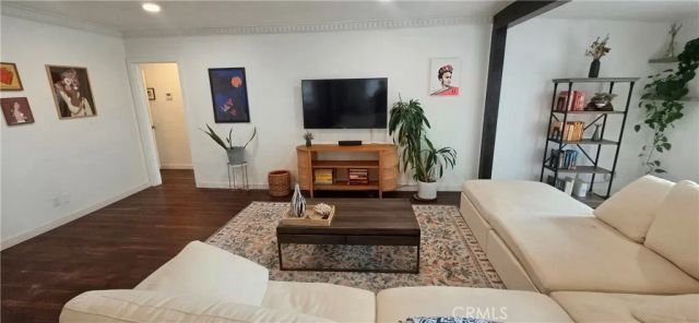 1301 Stone South, Los Angeles, CA 90063