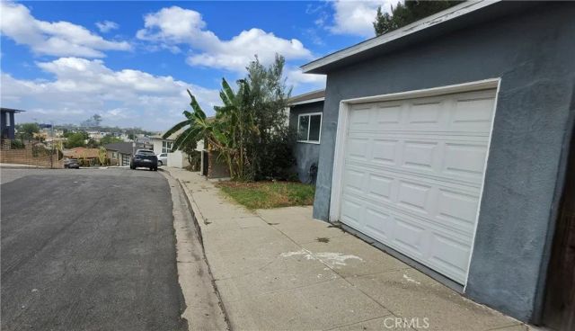 1301 Stone South, Los Angeles, CA 90063
