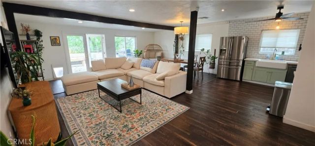 1301 Stone South, Los Angeles, CA 90063