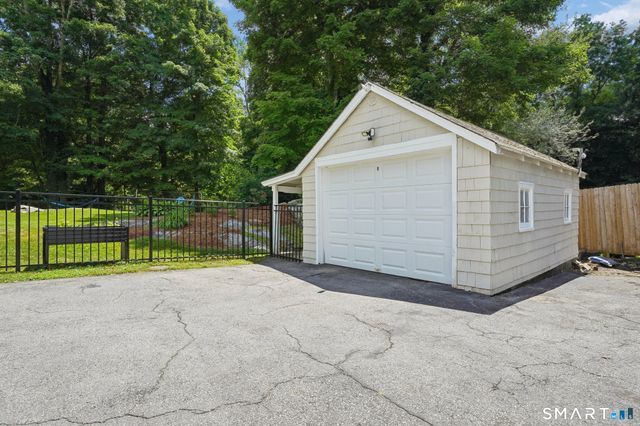 761 Den Road, Stamford, CT 06903