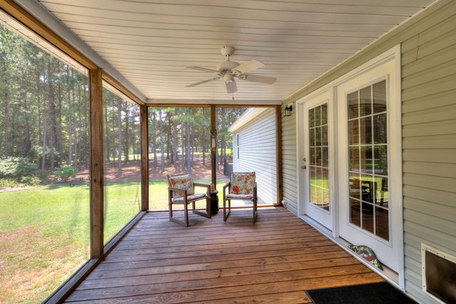 172 Heatleys End Road, Santee, SC 29142